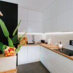 Küchenauszüge und Schubladen nachrüsten: Aufmaß, Schienen, Montage, Traglast und echte Kosten